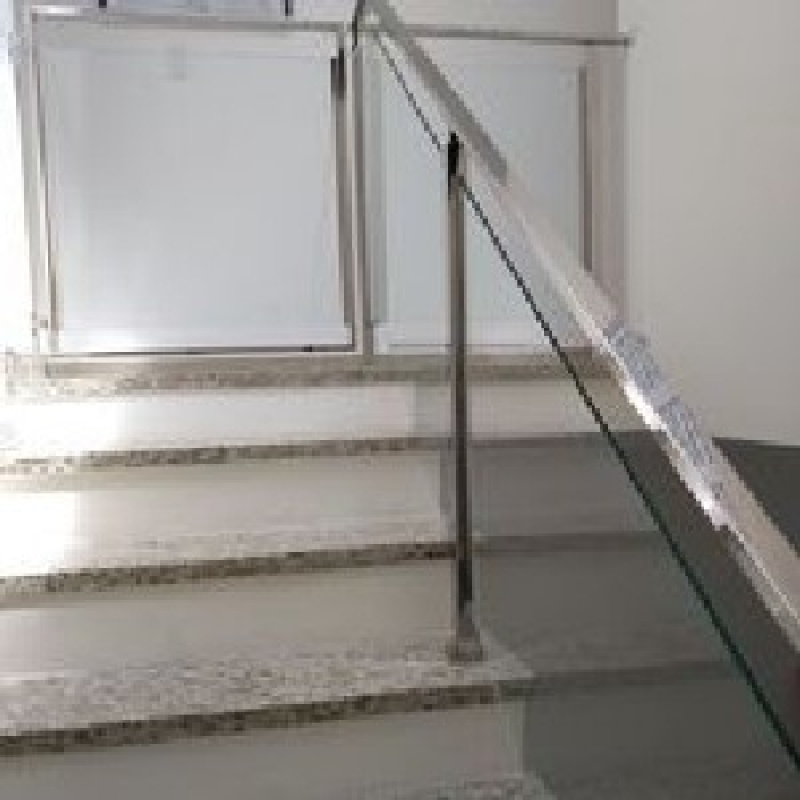 Guarda Corpo de Vidro para Escada Preço Itapecerica da Serra - Guarda Corpo de Vidro de Escada