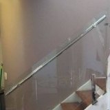 guarda corpo de vidro de escada Santa Isabel
